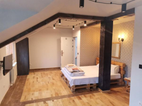  Airport Apartments  Белград